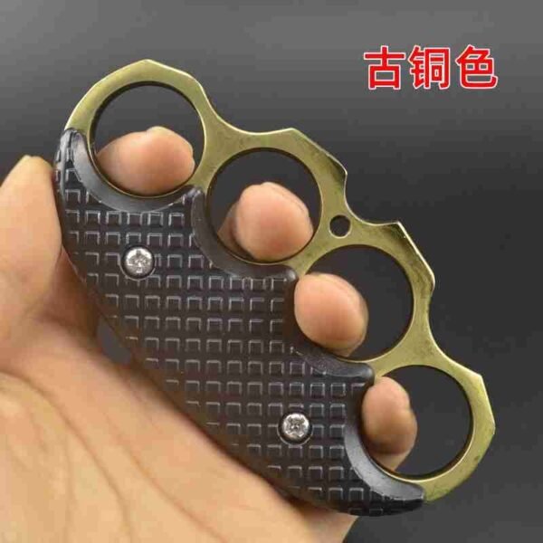 Clip hand buckle fist buckle tiger finger glove legal metal hand brace ring ring martial arts fight iron four-finger tiger